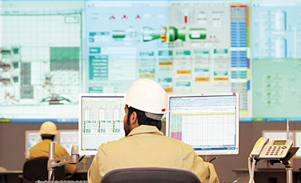 تعزيز المنظومة الكهربائية لمواجهة نمو الطلب المتزايد