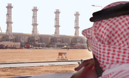 صناعة الكهرباء السعودية .. الركض خلف نمو هائل 