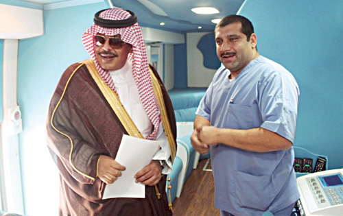 الأمير مشاري بن سعود يشيد بتجربة العيادة المتنقلة لجمعية «نقاء» 