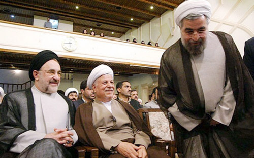 تجاذبات في إيران لتطويق روحاني 