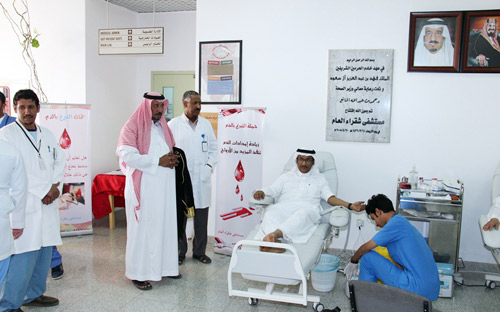 وكيل محافظة شقراء يدشن حملة التبرع بالدم 