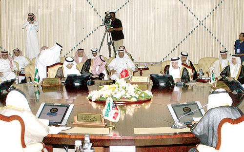 وكلاء وزارات الداخلية في الخليج يعقدون اجتماعاً لاتخاذ إجراءات ضد المنتسبين إلى حزب الله 