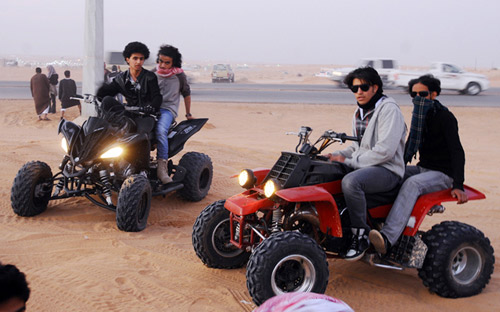 مرور القصيم يقوم بحملة على قائدي الدراجات النارية 