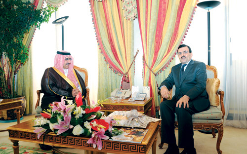 الأمير محمد بن نايف بحث مع رئيس الوزراء التونسي العلاقات الأمنية 