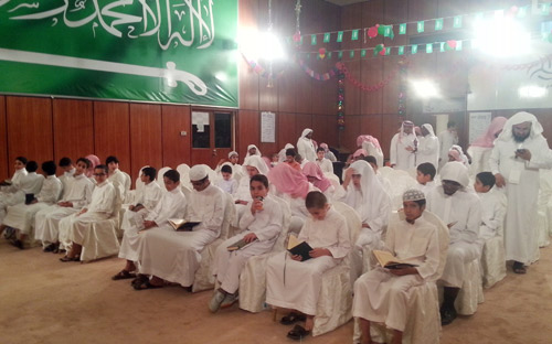 نادي الشباب ينظم مسابقة في حفظ القرآن الكريم 