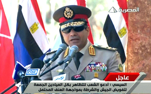 وزير الدفاع المصري يطلب تفويضاً شعبياً لدحر الإرهاب 