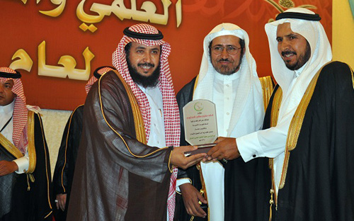 قبيلة بني عطية تكرّم أبناءها من حملة الشهادات العليا