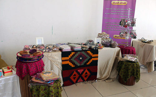 مركز الأميرة نورة الفيصل بعنيزة يشارك في مهرجان التسوق الخامس 