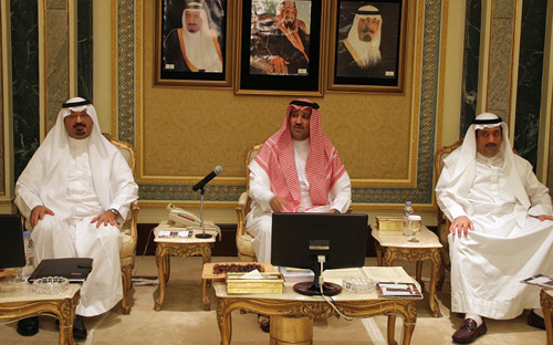 بحضور الأمير فيصل بن سلمان انطلاق مشروع الحي التراثي المديني 