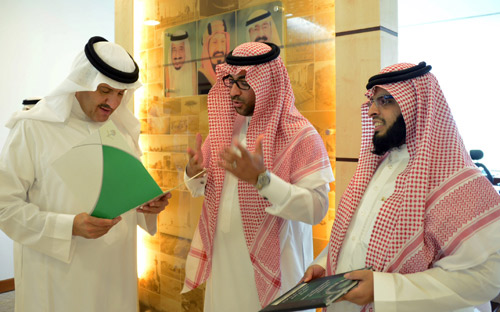 الأمير سلطان بن سلمان يوجِّه بدعم جهود النادي السعودي بجامعة غرب ميتشيجن الأمريكية 