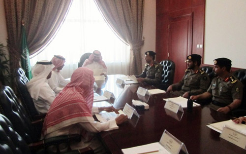 محافظ المجمعة يترأس اجتماعاً استعداداً لعيد الفطر 