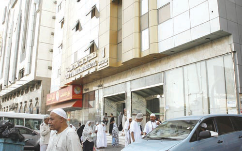 مختصون يطالبون بضرورة مراجعة العقود بين الملاك والمستثمرين منعاً للاختلافات 