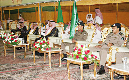 خلال رعايته لاحتفال الأهالي بعيد الفطر المبارك 