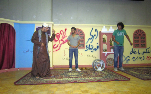 شباب (البومب) على مسرح مجمع الأمل بالرياض 