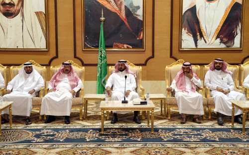 وكيل إمارة منطقة الباحة يشهد حفل معايدة الإمارة 