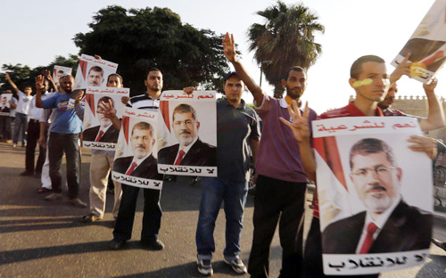 أنصار مرسي يواصلون تنظيم التظاهرات والمسيرات في أسبوع «رحيل الانقلاب» 