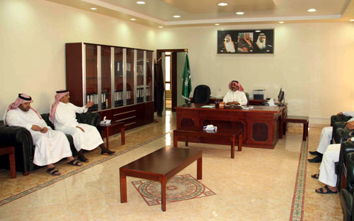 ابن لبدة يستقبل رئيس وأعضاء مجلس إدارة نادي الزلفي