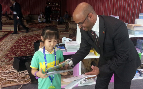 إقبال واسع في جناح الطفل بمكتبة الملك عبدالعزيز العامة بمعرض بكين