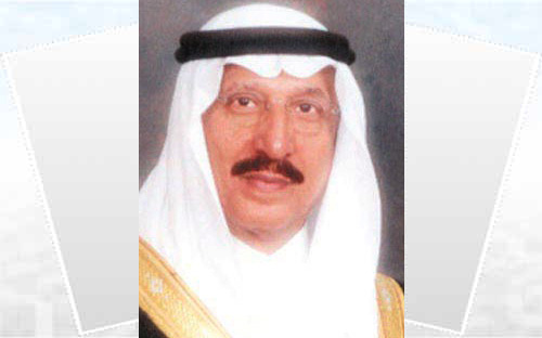 يرقد بالمستشفى منذ عامين .. متأثراً بوزنه البالغ (400) كيلوجرام 