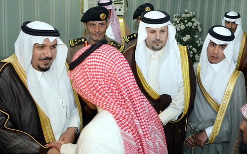 نائب أمير منطقة القصيم يزور مركز الصلبية