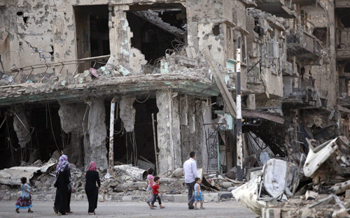 استمرار الاشتباكات والقصف يتواصل للمدن السورية وقتلى بانفجار سيارة مفخخة بدمشق 