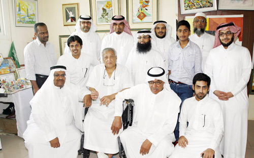 «التصنيع» تنظم زيارة للمسنين بدار الرعاية الاجتماعية بالدمام 