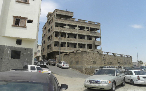 القبض على شاب يطلق النار من عمارة مهجورة 