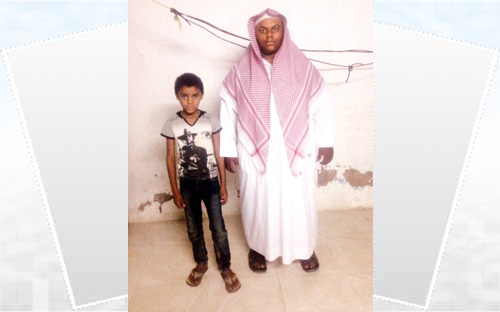 «حقوق الإنسان» تتدخل في قضية أسرة غاب والدهم (11) عاما وماتت أمهم 