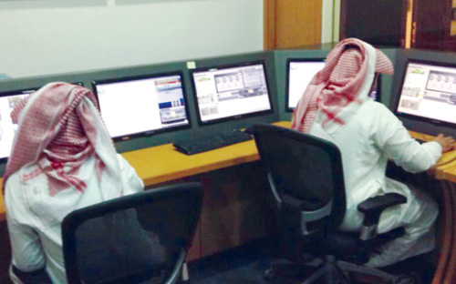 أمانة منطقة الرياض تراقب سيارات النظافة إلكترونيا 
