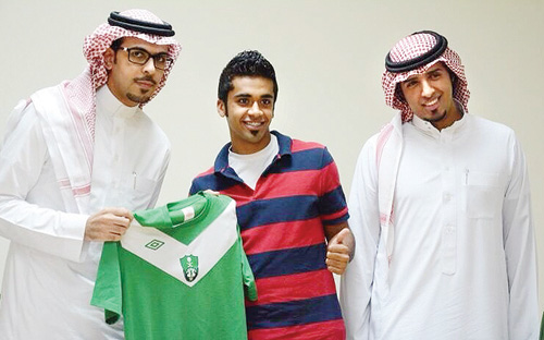 الموسوي سعيد بالانضمام للأهلي