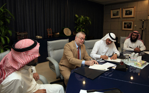 اتفاقية لتأهيل قيادات سعودية تدير منشآت «تقنية المعلومات» 