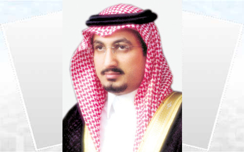 الشاعر والمستشار القانوني نائب رئيس الهلال سابقاً أسامة بن محمد السليم: 