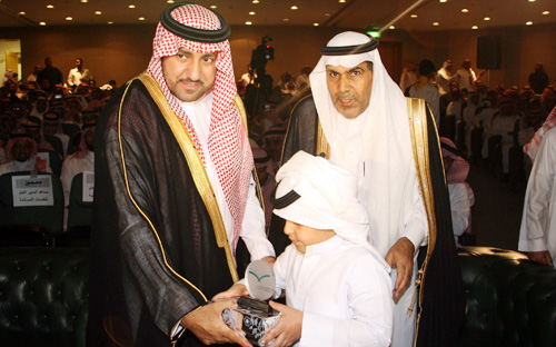 الأمير تركي بن عبد الله يرعى حفل مدارس تعليم الرياض باليوم الوطني 