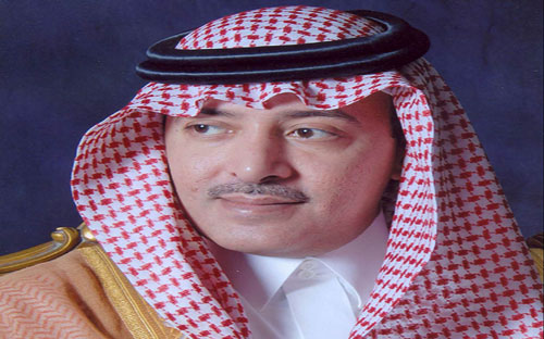 رئيس هيئة الهلال الأحمر السعودي يسجل ضمن نظام البصمة للهيئة 