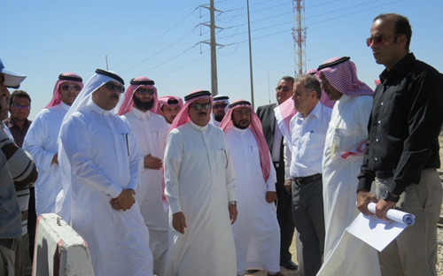 مناقشة فتح المسارات والتحويلات للطرق الدائرية الجديدة بالأحساء