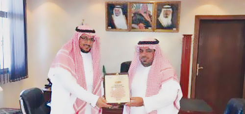 المسعود يكرم الرميح