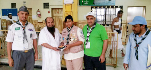 مدير تعليم وادي الدواسر يلتقي الكشافة في مكة المكرمة