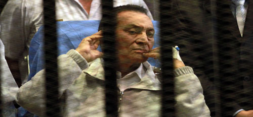 اليوم إعادة المحاكمة في «محاكمة القرن» لمبارك 
