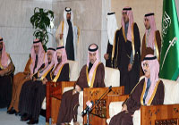 أمير الرياض: الأجهزة التشريعية والقضائية والتنفيذية حلقات مترابطة