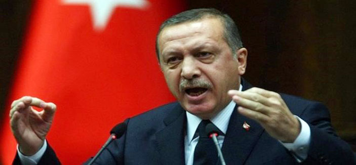 استقالة ثلاثة وزراء في الحكومة التركية في إطار قضية فساد   