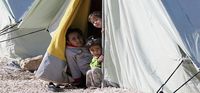 الحملة السعودية تقدم مساعدات للنازحين السوريين في جبل لبنان الجنوبي 