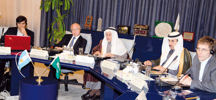تملك السعوديين للأرض قابل للبحث في إطار من التكامل الاستثماري 