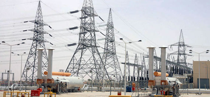 وفد «الكهرباء» يزور مركز التحكم لشبكة الربط الكهربائي الخليجي بغونان 