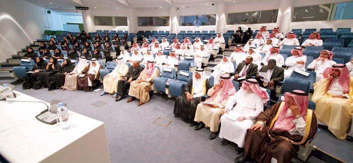 خادم الحرمين يدعم رعاية وإقامة منتديات الشباب السعودي الدولية 
