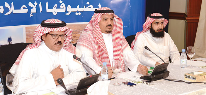 توقيع كرسي صحيفة «الجزيرة» للإعلام السعودي وإنشاء أكبر مركز إعلامي 