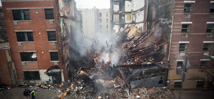 انفجار ضخم بمبنيين في نيويورك يسفر عن 4 قتلى و 63 جريحاً 