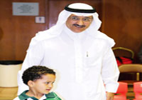 أمير الرياض يرافق حفيده في «اليوم الترفيهي» لمدرسته 