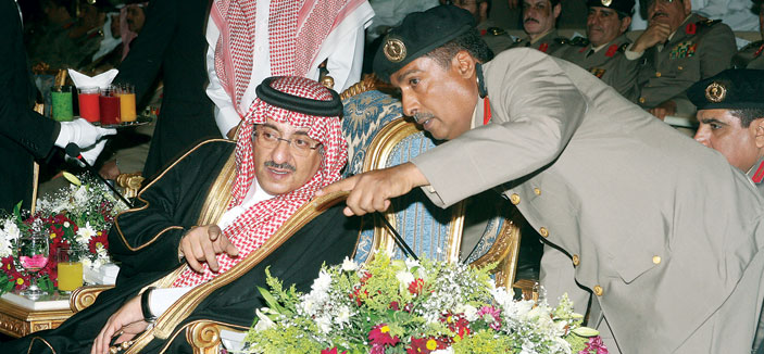 الأمير محمد بن نايف رعى تخريج عدد من الدورات التأهيلية بالأمن العام 