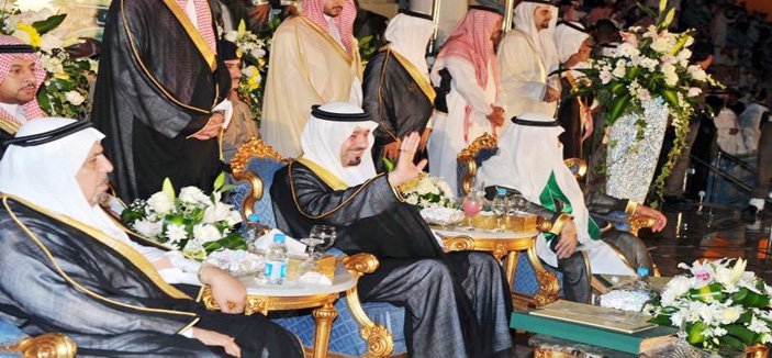 أمير منطقة مكة المكرمة يرعى حفل تخريج 11 ألف طالب من جامعة الملك عبد العزيز 