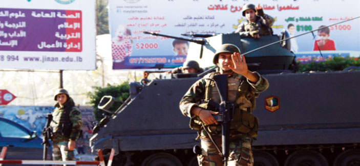 مقتل 3 جنود في هجوم انتحاري على نقطة تفتيش للجيش اللبناني 